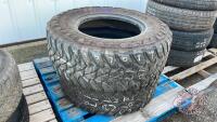 Used LT295/70R17 Assorted, F123