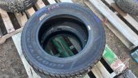 Used 215/65R16 Assorted, F123