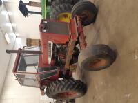 IH 1206 2 WD Tractor ***NOT RUNNING***