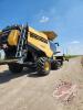 Lexion 740 APS Hybrid combine with Lexion P514 pickup header - 4