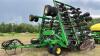 43ft JD 1895 Air Disc Drill w/ 430 Bushel JD 1910 Triple Compartment Air Cart, Drill s/n 1A8195XJEH755253, Cart s/n 1A81910HJEG755614 - 2