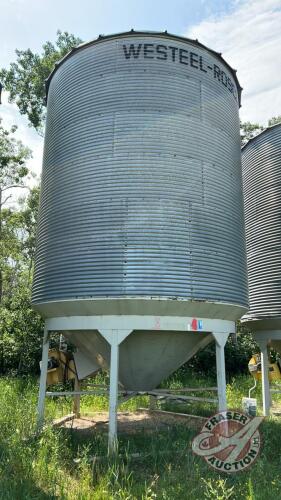 Bin #8 - Approx 2200 Bushel Westeel Rosco Bin on Peloquin Hopper Cone, 3hp 1ph Field King aeration fan