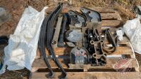 Trailer Axle Mounting Brackets & Springs, H46