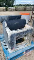 Petersen Concrete Livestock Waterer, H118