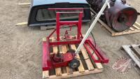 Pneumatic over Hydraulic Floor Jack and 1000lb wheel dolly, H71 ***Parts in the shed***