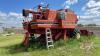 IH 1440 Combine, 3865hrs showing, s/n 001622, NOT RUNNING