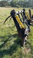 4ft manure fork with grapple, ALO mounts