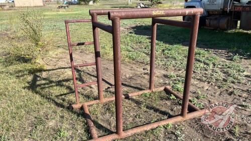 Steel tank stand