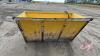 side discharge feed bucket J44 - 2