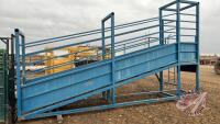 Livestock loading chute J45