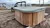 Hot Tub (needs seals) J106 - 2