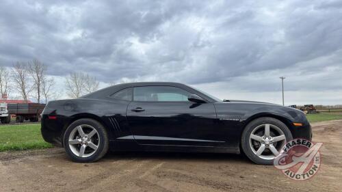 2011 Chev Camaro, VIN# 2GIFCIED2B9209924, 417,187 kms showing, TOD here, SAFETIED, Keys, Owner: Emil Zariwney, Seller: Fraser Auction____________________J116