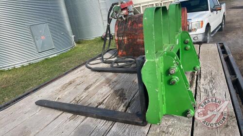 HLA 48” 5500lbs pallet fork Loader mount