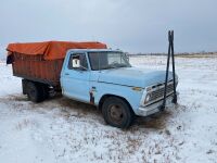 *Ford F-350 S/A truck