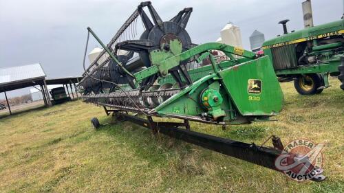 30ft JD 930 Header, S/N R626504