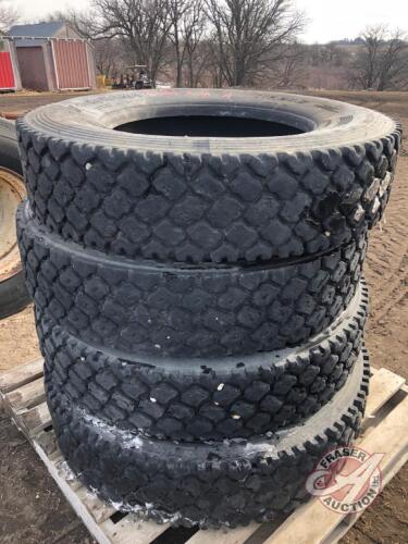 K121, Used 11R24.5 truck tire. (A)