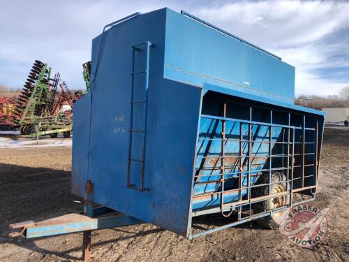 K142, Approx 250-Bushel Creep Feeder