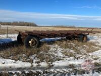 30' bale wagon (approx 14 bale capacity)