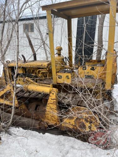 Cat D4 Dozer (not running)