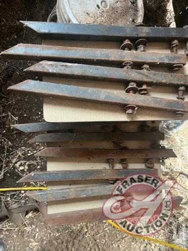 Set of (10) Leon Manure Tines