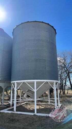 Bin #4 - Approx 2000 Bushel Westeel Rosco Bin on Hopper Cone (MUST BE REMOVED BY OCTOBER 31st, 2024)