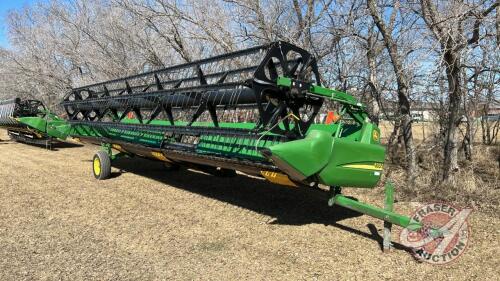 30’ JD 930D Straight Cut Draper Header, S/N 711198