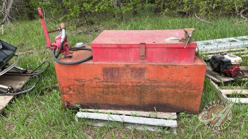 Skid Tank w/ Pump, Storage & Vise