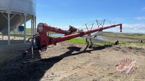 Buhler FarmKing 1370 PTO Swing hopper Auger