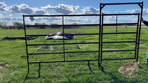 12&rsquo; Hi-Qual Flex Panel with 4&rsquo; Walk Thru Gate