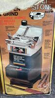 Model 2900 Wet Stone Machine sharpener