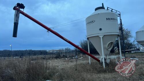 Meridian 8-ton feed bin on skid with Sakundiak 6x41 auger (MUST BE REMOVED BY OCTOBER 31st, 2024)