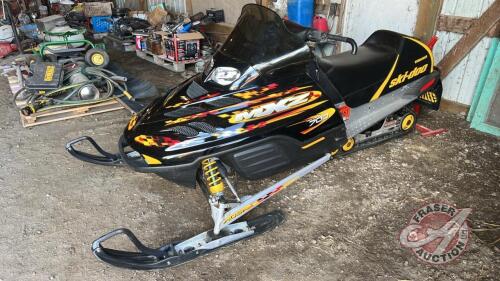 Ski-Doo MXZ 700 snowmobile