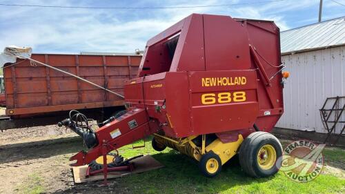 NH 688 Auto-Wrap RD baler, S/N: 3720