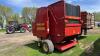 NH 688 Auto-Wrap RD baler, S/N: 3720 - 8