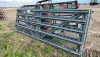 12' Galvanized gates w/wire mesh, F35