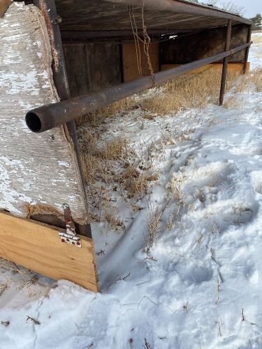 12x24 Calf Hut, drill stem w/ tin roof, wood sides