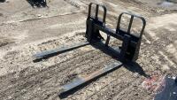 NEW 48" HLA 4200lb pallet forks, Skidsteer mount, S/N 23LA02707, F80