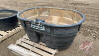 150 Gal Rubbermaid water stock trough, F47