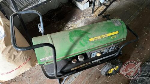 JD AC-125 space heater