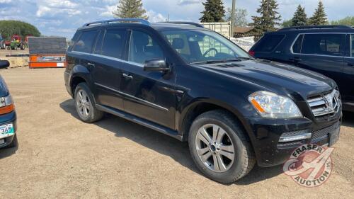 2011 Mercedes GL 350 SUV, 238,485 showing, VIN: 4JGBF2FE7BA682714, F107, Owner: Great Whyte North RX Ltd., Seller: Fraser Auction _____________________**Keys & TOD - Office**