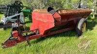 NH 305 S/A manure spreader