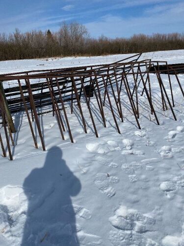 assorted feed panels & gates