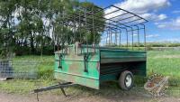 Approx 150 bushel creep feeder on wheels, F136