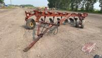 7 bottom Melroe 903 plow, H41