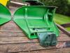 Set of 2 John Deere flat top fenders including mounting brackets - 14