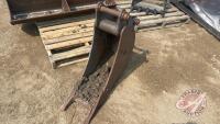 10" Trenching bucket off MF 860 backhoe, H103