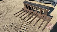 60" Triple star Manure fork, H157