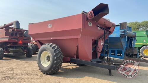 J & M 675 grain cart, S/N 1556, H192