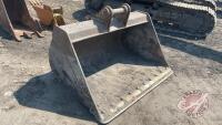 60" Cat cleanup/smooth excavator bucket (off 314C Cat), H119