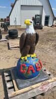 Case Eagle Statue - Concrete, H31